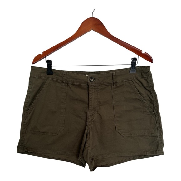 Buffalo David Bitton Olive Green Women's Shorts size 30 - Picture 1 of 5